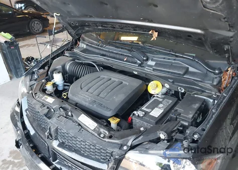 2019 Dodge Grand Caravan Sxt from USA, damaged, VIN 2C4RDGCG2KR697340